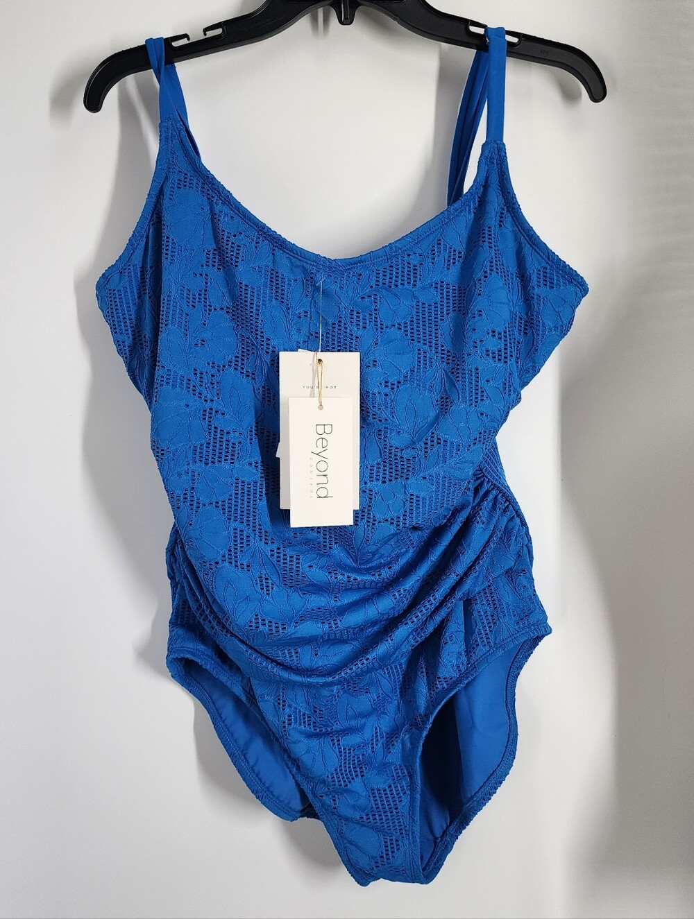 NEW beyond control swimsuit Size 16 Tummy Control Blue Floral One Piece Fluid